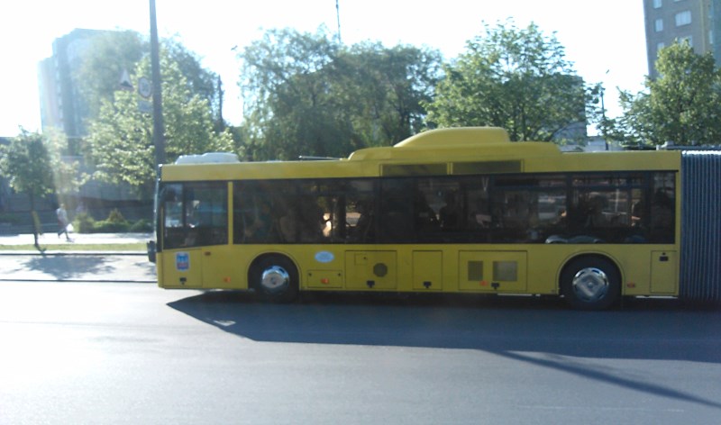 Air-conditioned_bus_Minsk_001.jpg