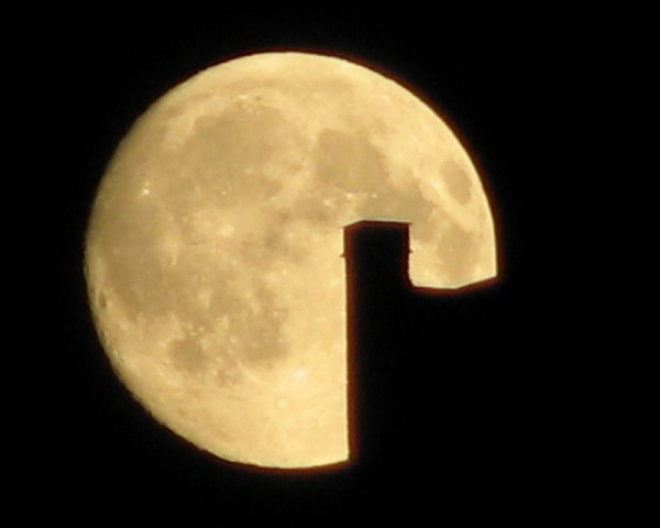 Moon.jpg