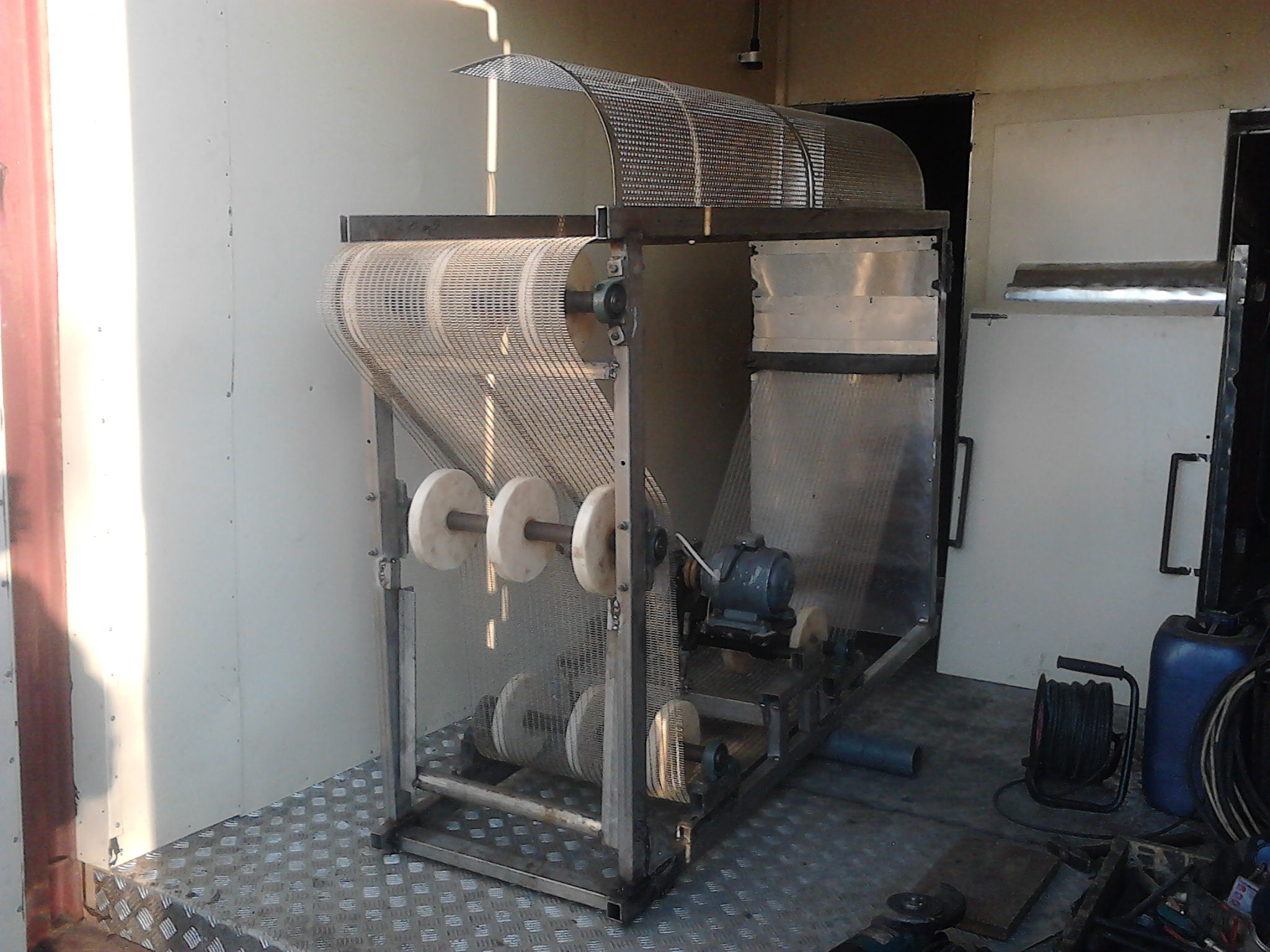 P27-10-11_08-19_001.jpg
