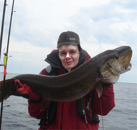 Vitalij_Smirnov_silver_fish.jpg